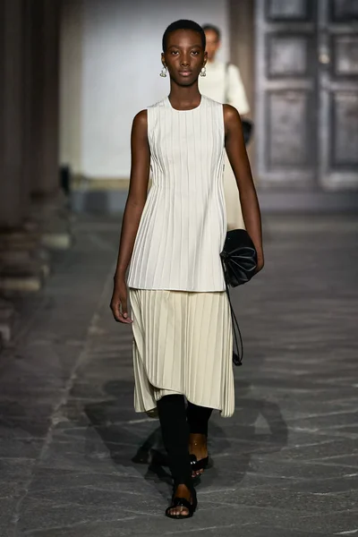 Look 21
